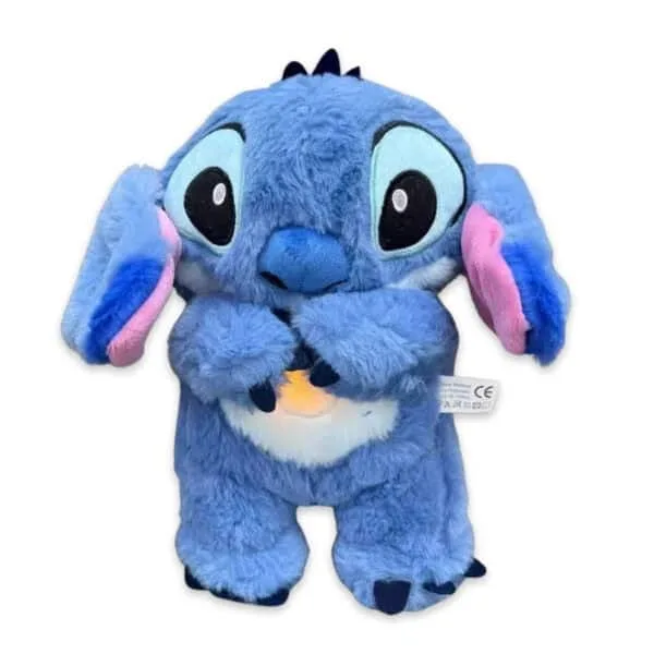 Stitch Gosedjur som andas, 100% officiell, med sin mage som lyser upp med ett lugnande gult ljus.