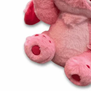 närbild på tassarna av Stitch Gosedjur Sakura